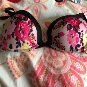 Flower bra